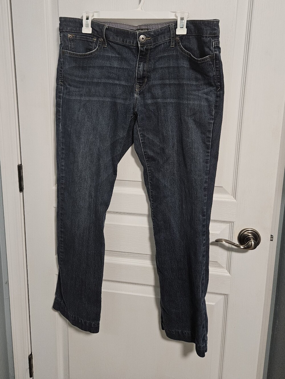Eddie Bauer Jeans Straight Leg Denim Stretch Women's 14 (Altered Length)
